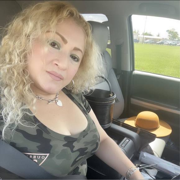 Meet your Posher, Oofaby - Picture 1 of 1